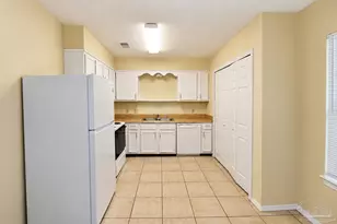 405 Cornwall Cir, Pensacola, FL 32514 - Photo 8
