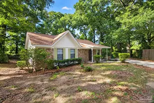 405 Cornwall Cir, Pensacola, FL 32514 - Photo 2