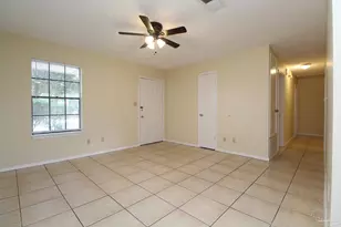 405 Cornwall Cir, Pensacola, FL 32514 - Photo 4