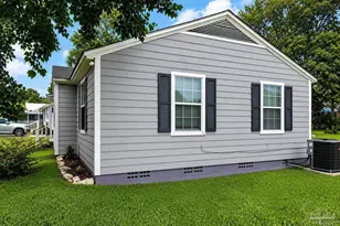 122 SE Gilliland Rd, Pensacola, FL 32507 - Photo 6