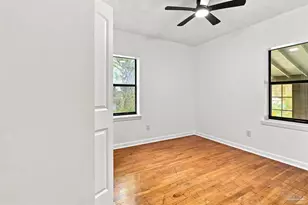 435 S 1st St, Pensacola, FL 32507 - Photo 22