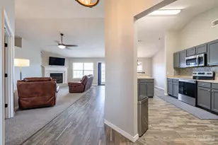 5554 Lovaleen Cir, Pensacola, FL 32526 - Photo 8