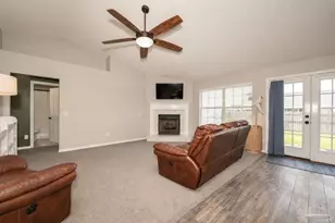 5554 Lovaleen Cir, Pensacola, FL 32526 - Photo 14