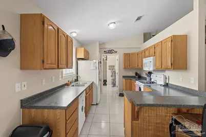 8502 Sweetwater Ln, Pace, FL 32571 - Photo 4