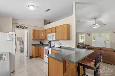 8502 Sweetwater Ln, Pace, FL 32571 - Photo 8