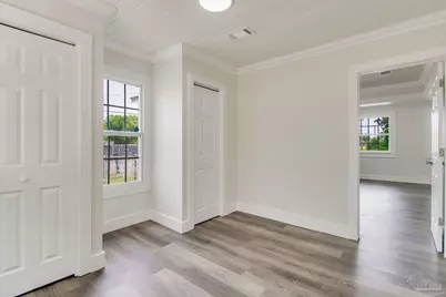 2303 W Brainerd St, Pensacola, FL 32505 - Photo 10