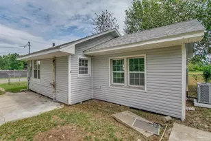 2303 W Brainerd St, Pensacola, FL 32505 - Photo 30