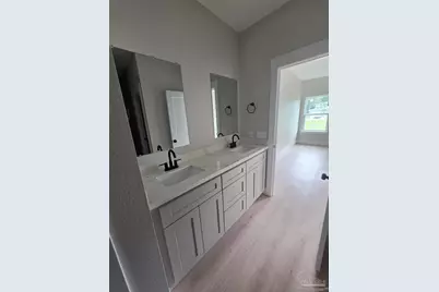 8605 Walnut Ave, Pensacola, FL 32514 - Photo 6