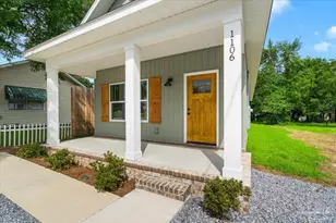 1106 N E St, Pensacola, FL 32501 - Photo 2
