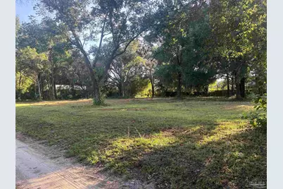 850 Cody Ln, Pensacola, FL 32514 - Photo 2