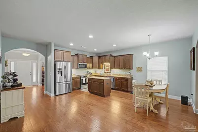 1718 Waterford Sound Blvd, Gulf Breeze, FL 32563 - Photo 10