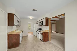 219 Tallow Tree Dr, Pensacola, FL 32506 - Photo 20