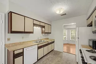 219 Tallow Tree Dr, Pensacola, FL 32506 - Photo 18