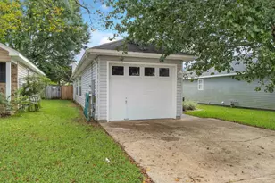 4025 Glenway Dr, Pensacola, FL 32526 - Photo 2