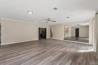 11215 Gulf Beach Hwy, Pensacola, FL 32507 - Photo 10