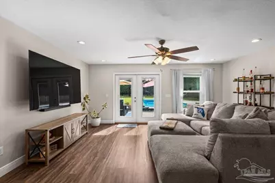 6626 Fernwood Dr, Milton, FL 32570 - Photo 8