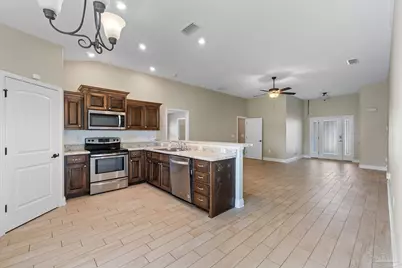 5546 Bellview Ct, Milton, FL 32583 - Photo 10
