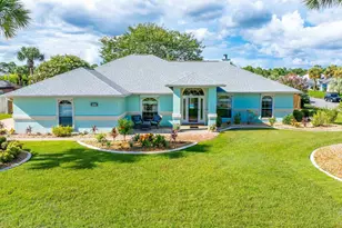 200 Clear Lake Dr, Pensacola, FL 32507 - Photo 1