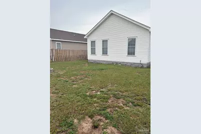 5321 Yellow Bluff Rd, Pensacola, FL 32504 - Photo 4