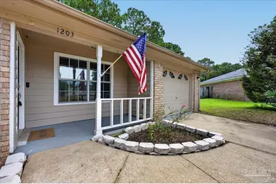 1203 Brook Bend Rd, Pensacola, FL 32506 - Photo 2