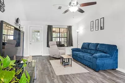 5791 Graymont Ln, Pensacola, FL 32526 - Photo 6