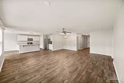 3885 James Stovall St, Pensacola, FL 32526 - Photo 8