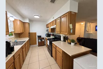 10542 Heatherwood Dr, Pensacola, FL 32506 - Photo 2