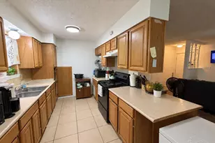 10542 Heatherwood Dr, Pensacola, FL 32506 - Photo 2
