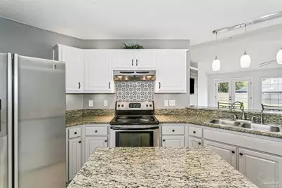 1329 Connemara Cir, Gulf Breeze, FL 32563 - Photo 12