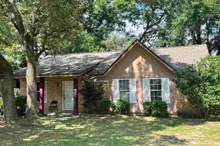 3980 Baywoods Dr, Pensacola, FL 32504 - Photo 1