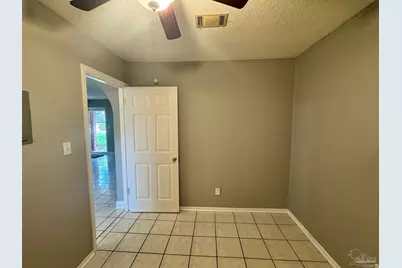 3980 Baywoods Dr, Pensacola, FL 32504 - Photo 10