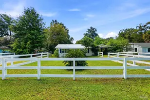 3955 Diamond St, Pace, FL 32571 - Photo 2