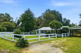 3955 Diamond St, Pace, FL 32571 - Photo 1