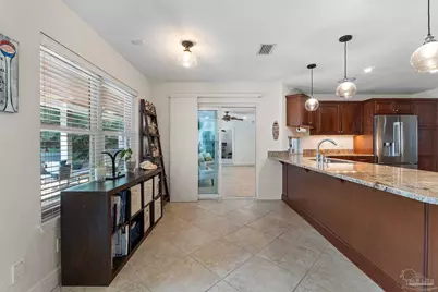 2739 Sunrunner Ln, Gulf Breeze, FL 32563 - Photo 14
