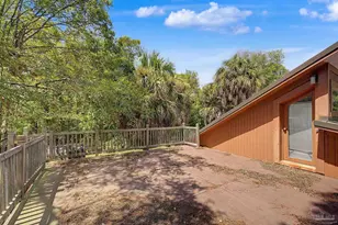 5523 N Shore Rd, Pensacola, FL 32507 - Photo 10