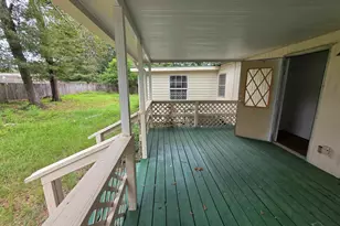 922 Brookhills Dr, Cantonment, FL 32533 - Photo 10
