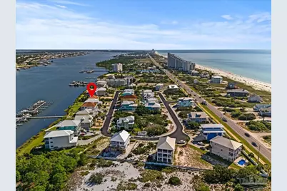 369 Gulfview Ln, Pensacola, FL 32507 - Photo 54