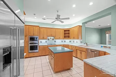 369 Gulfview Ln, Pensacola, FL 32507 - Photo 16
