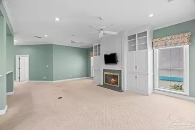 369 Gulfview Ln, Pensacola, FL 32507 - Photo 10