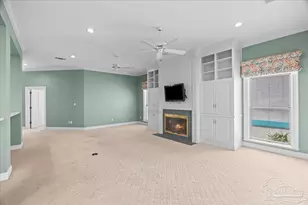 369 Gulfview Ln, Pensacola, FL 32507 - Photo 10