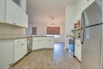 2136 Ainsdale Ct, Navarre, FL 32566 - Photo 10