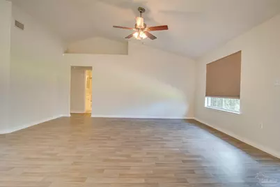 2136 Ainsdale Ct, Navarre, FL 32566 - Photo 6