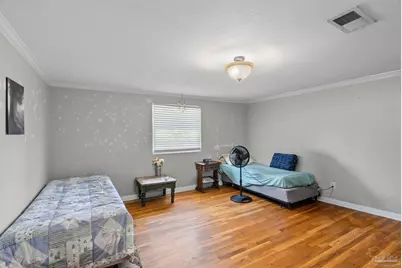 1115 Dunmire St, Pensacola, FL 32504 - Photo 8