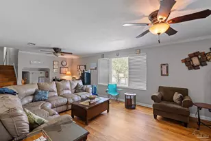 1115 Dunmire St, Pensacola, FL 32504 - Photo 6