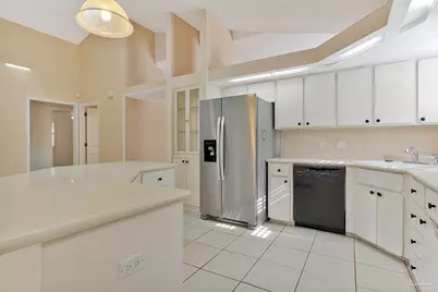 5421 Dynasty Dr, Pensacola, FL 32504 - Photo 4