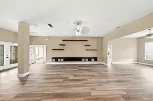 8342 Randall Dr, Navarre, FL 32566 - Photo 6