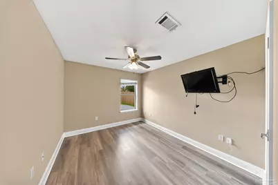 8342 Randall Dr, Navarre, FL 32566 - Photo 16