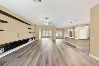 8342 Randall Dr, Navarre, FL 32566 - Photo 4