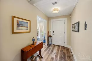 6006 W Shore Dr, Pensacola, FL 32526 - Photo 8