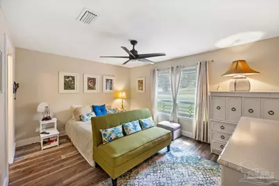 6006 W Shore Dr, Pensacola, FL 32526 - Photo 30